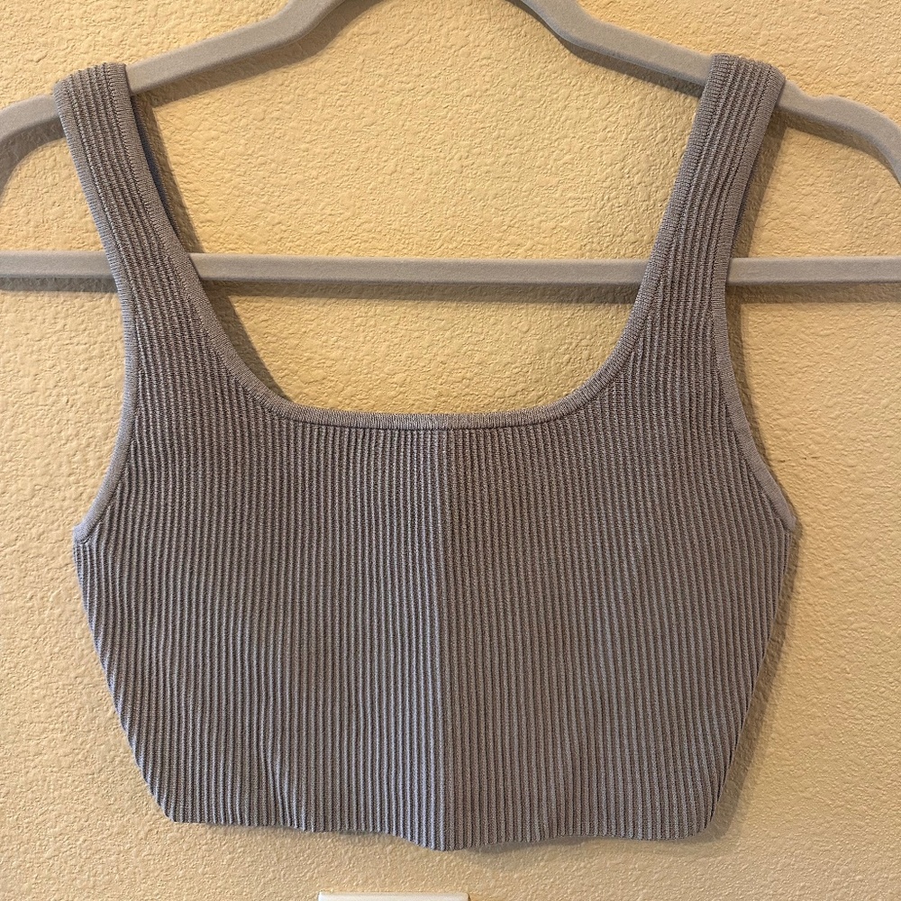 Aritzia Babaton Sculpt Knit Squareneck Cropped Tank